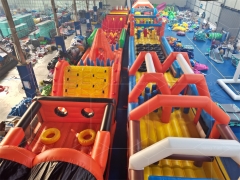 Customize Pvc Running Race Inflatable Playground Giant Theme Park Outdoor Inflatable Obstacle Course